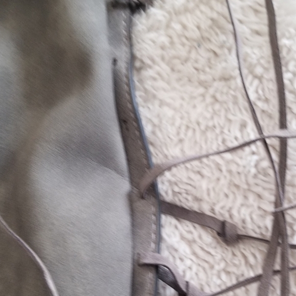 Kenneth Cole Reaction Gray Tassel Fringe Bag - Picture 6 of 8